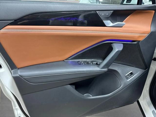 2025 Volkswagen Tiguan 2.0T SEL R-Line
