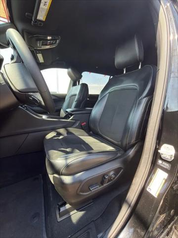 2025 Jeep Grand Cherokee L Altitude 4x4