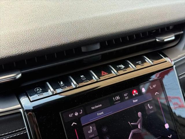 2025 Jeep Grand Cherokee L Altitude 4x4