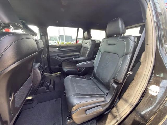 2025 Jeep Grand Cherokee L Altitude 4x4