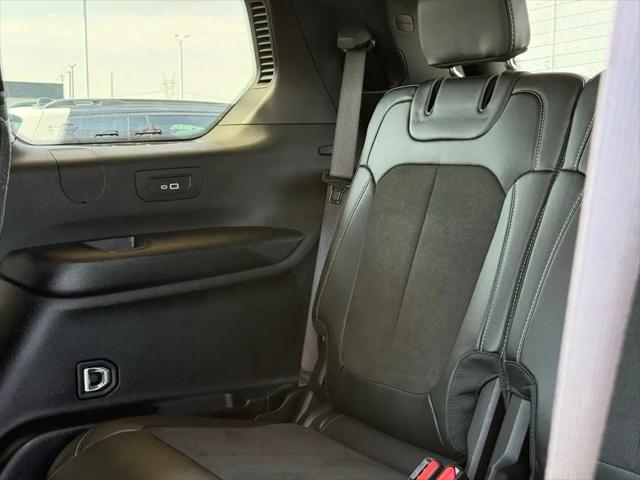 2025 Jeep Grand Cherokee L Altitude 4x4