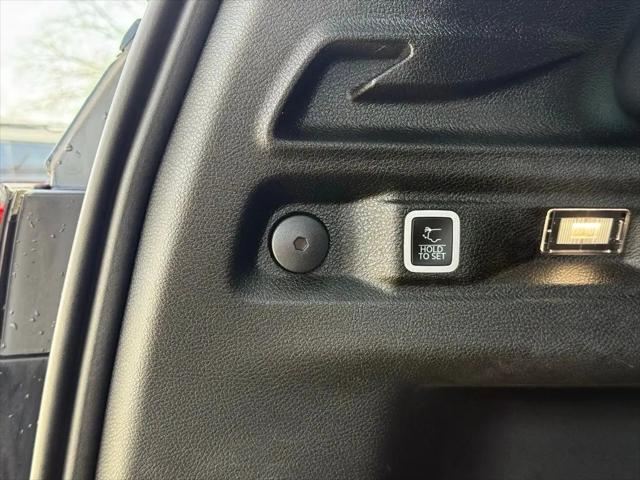 2025 Jeep Grand Cherokee L Altitude 4x4