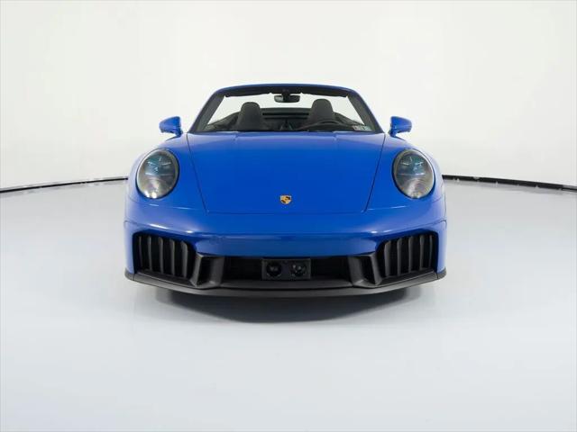 2025 Porsche 911 Carrera 4 GTS Cabriolet