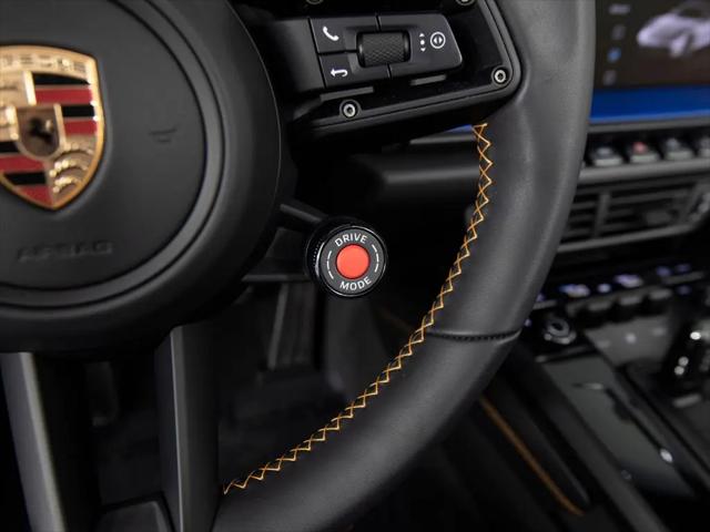 2025 Porsche 911 Carrera 4 GTS Cabriolet