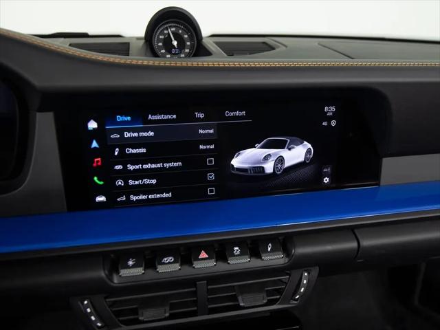 2025 Porsche 911 Carrera 4 GTS Cabriolet