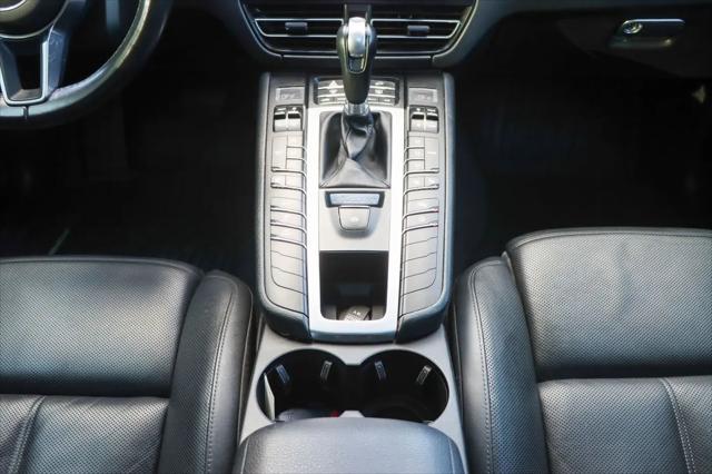 2020 Porsche Macan Macan