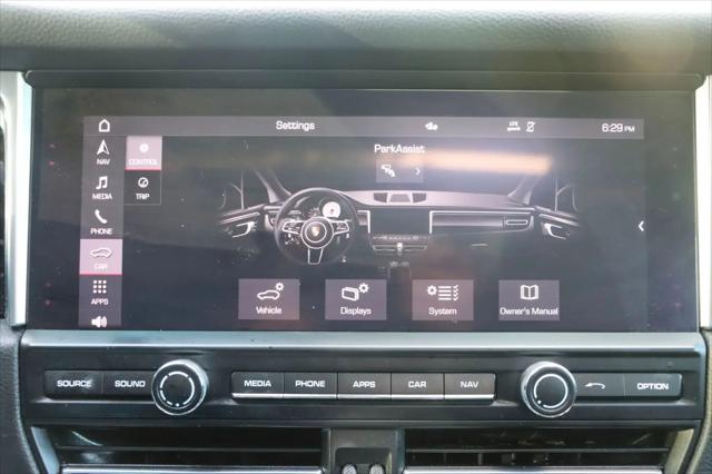 2020 Porsche Macan Macan