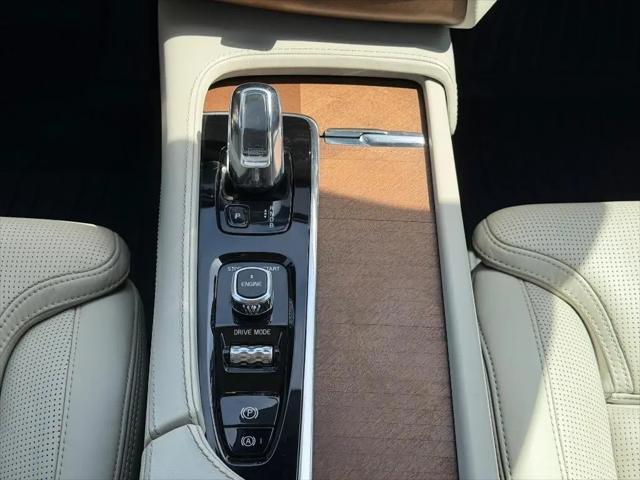 2017 Volvo XC90 Hybrid T8 Inscription