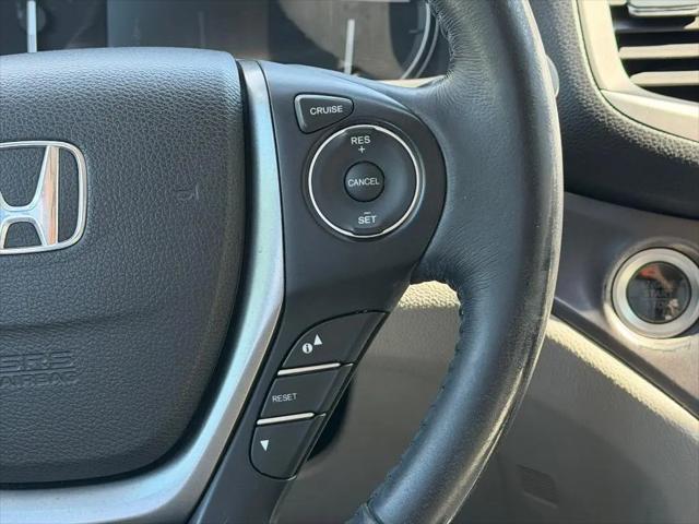2017 Volvo XC90 Hybrid T8 Inscription