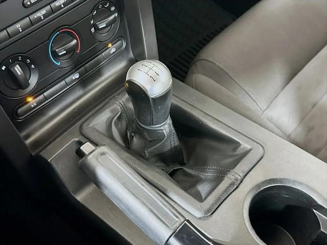 2007 Ford Mustang GT Deluxe