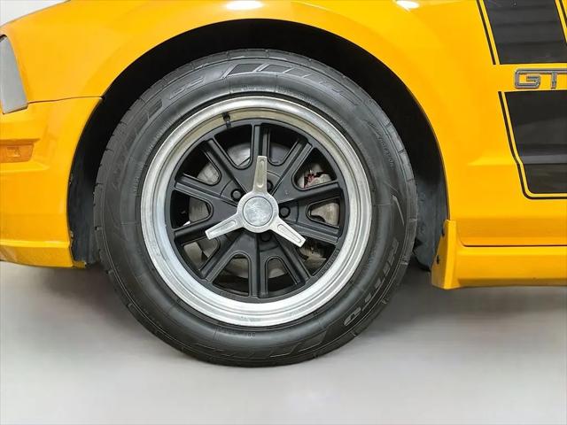 2007 Ford Mustang GT Deluxe