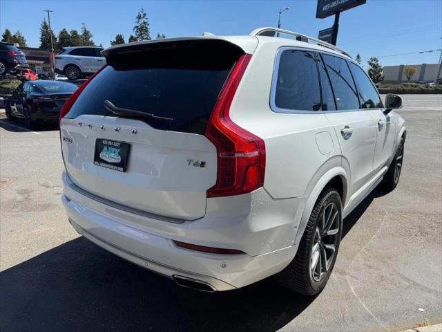 2016 Volvo XC90 T6 Momentum