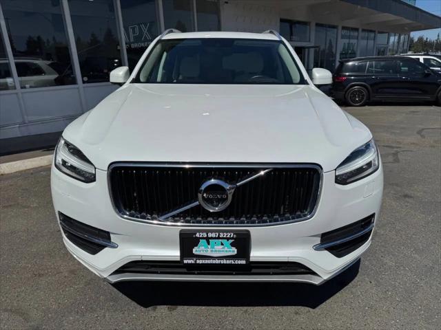 2016 Volvo XC90 T6 Momentum