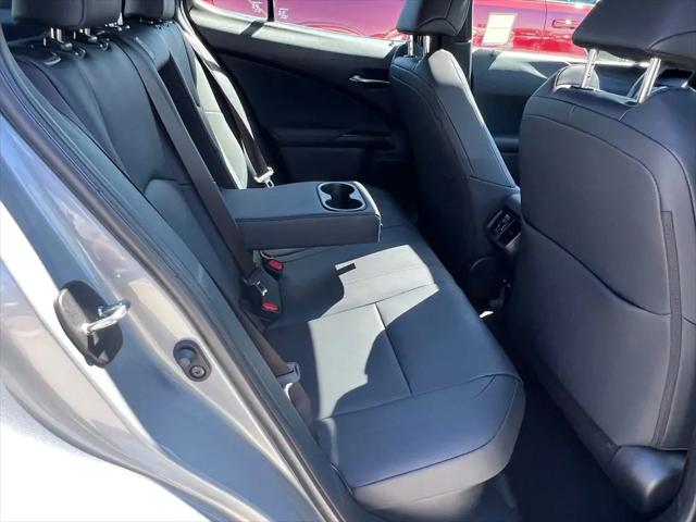 2024 Lexus UX 250h F SPORT Design