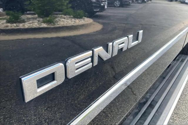 2020 GMC Yukon 4WD Denali