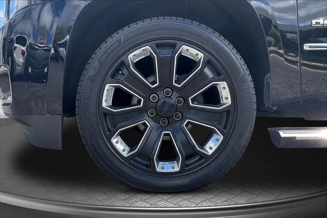 2020 GMC Yukon 4WD Denali
