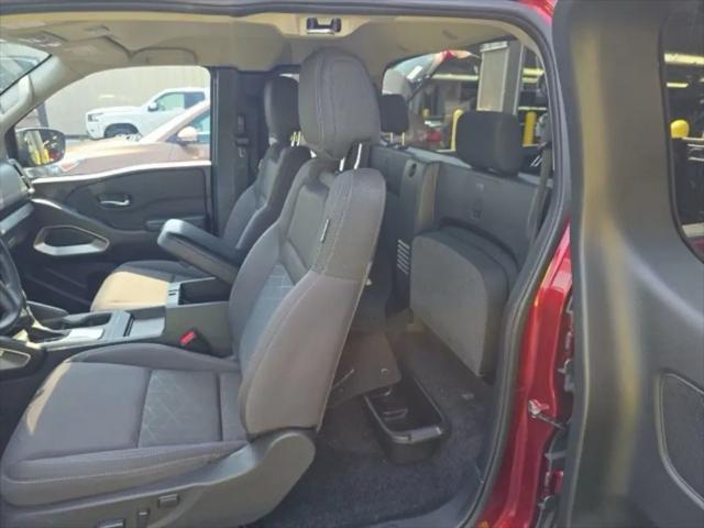 2025 Nissan Frontier King Cab SV 4x4