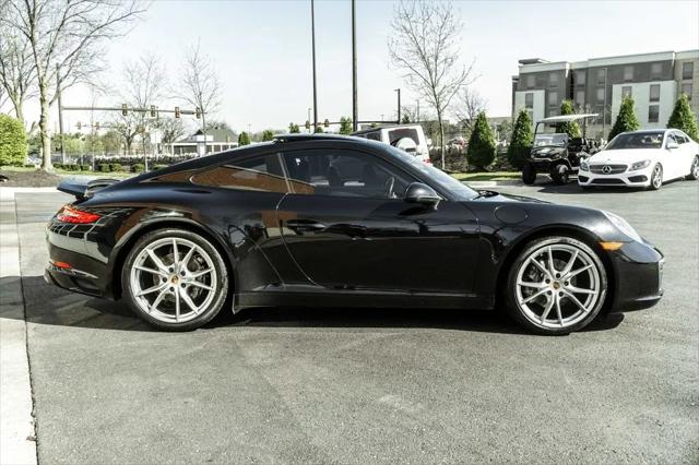 2018 Porsche 911 Carrera