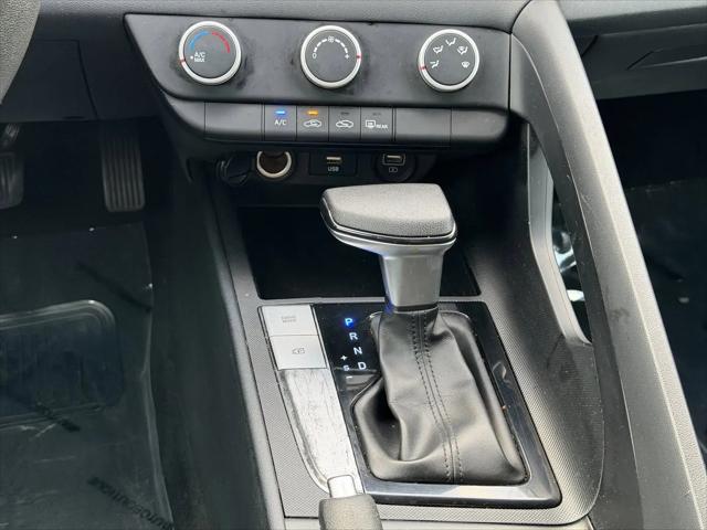 2021 Hyundai Elantra SE