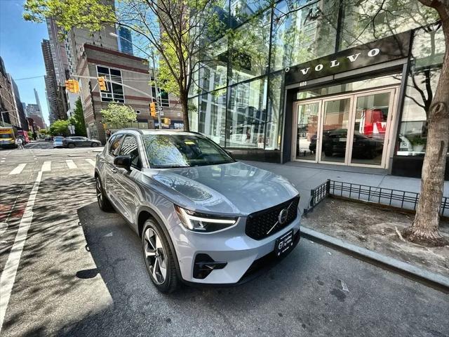 2025 Volvo XC40 B5 Plus Dark Theme for sale in New York, NY