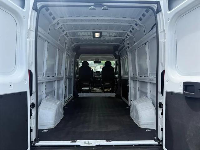 2025 Ram ProMaster 2500 Cargo Van Tradesman High Roof 159" WB w/Pass Seat