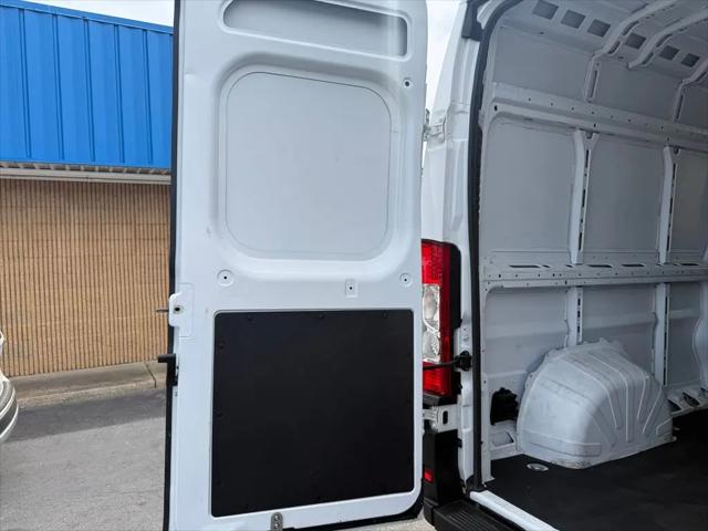 2025 Ram ProMaster 2500 Cargo Van Tradesman High Roof 159" WB w/Pass Seat