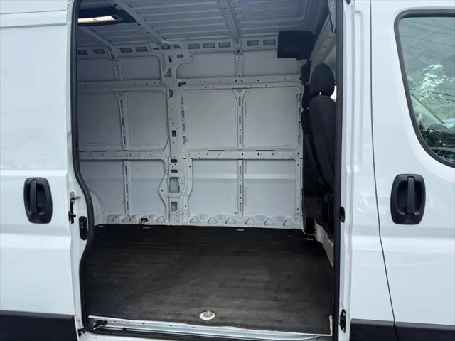 2025 Ram ProMaster 2500 Cargo Van Tradesman High Roof 159" WB w/Pass Seat