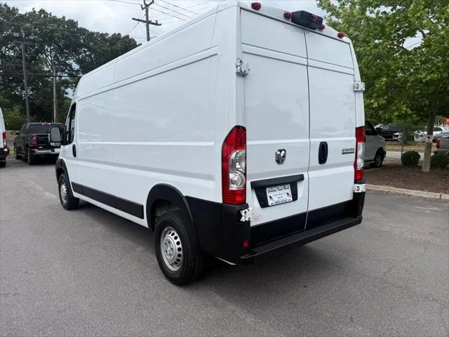 2025 Ram ProMaster 2500 Cargo Van Tradesman High Roof 159" WB w/Pass Seat