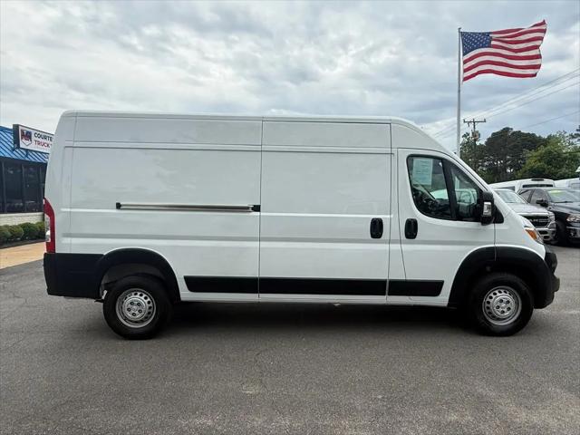 2025 Ram ProMaster 2500 Cargo Van Tradesman High Roof 159" WB w/Pass Seat
