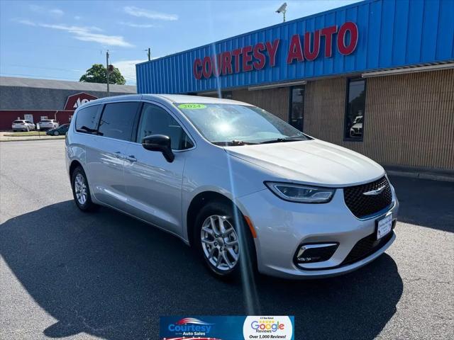 2024 Chrysler Pacifica Touring L for sale in Chesapeake, VA