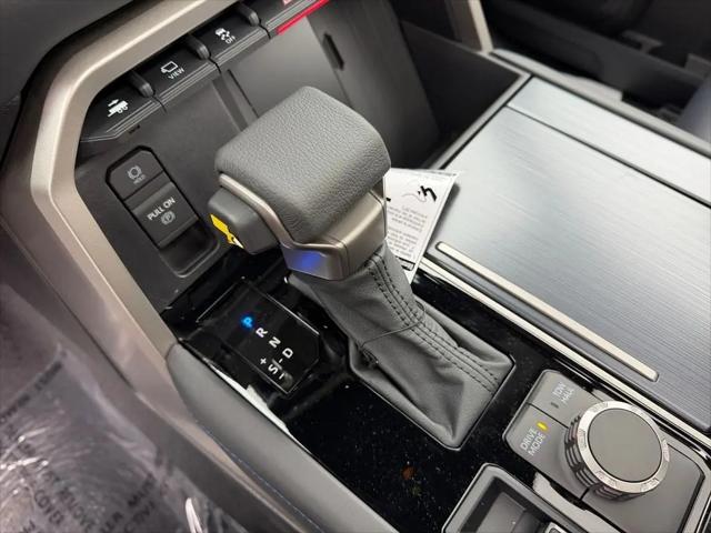 2026 Toyota Tundra Platinum Hybrid CrewMax 5.5' Bed