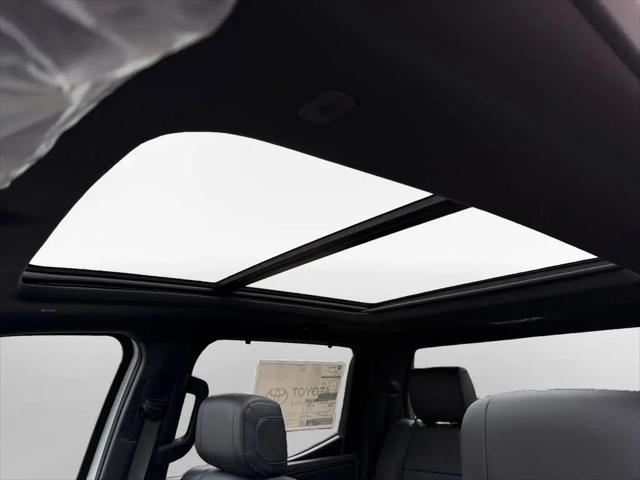 2026 Toyota Tundra Platinum Hybrid CrewMax 5.5' Bed