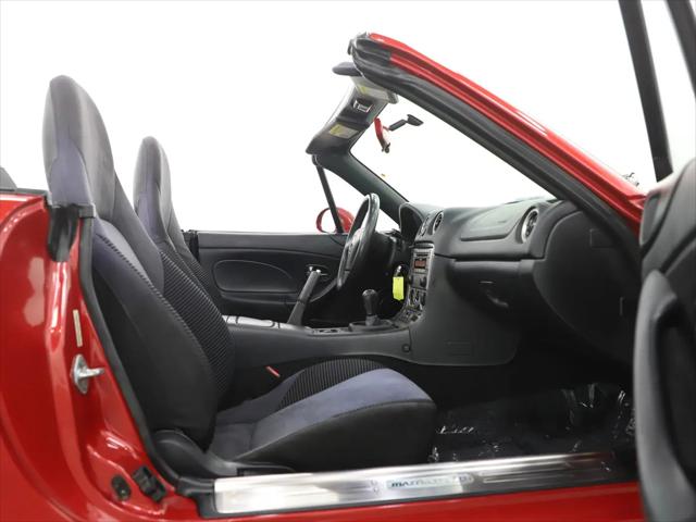 2005 Mazda MX-5 Cloth