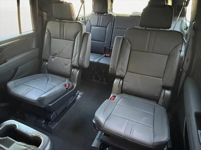 2026 Chevrolet Suburban RST, 4WD