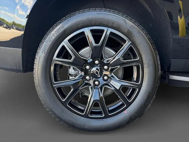 2026 Chevrolet Suburban RST, 4WD