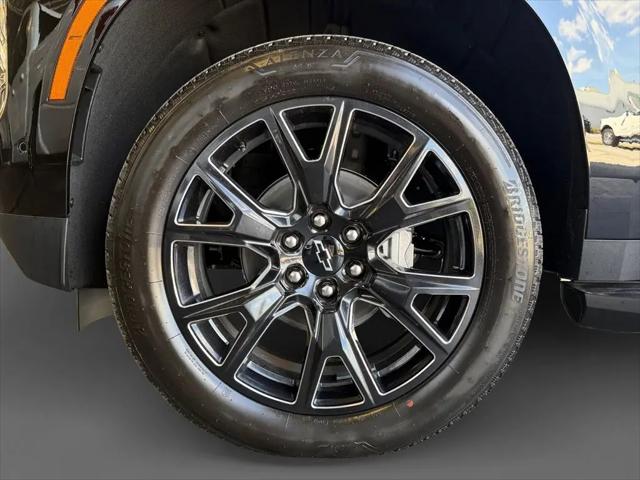 2026 Chevrolet Suburban RST, 4WD