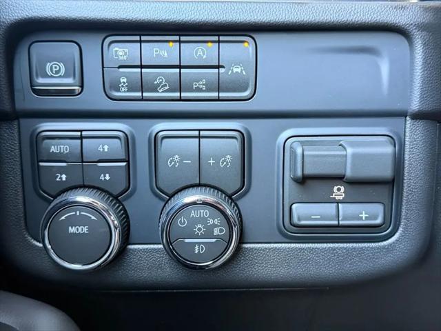 2026 Chevrolet Suburban RST, 4WD