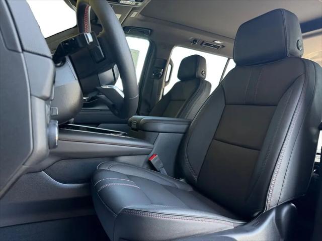 2026 Chevrolet Suburban RST, 4WD