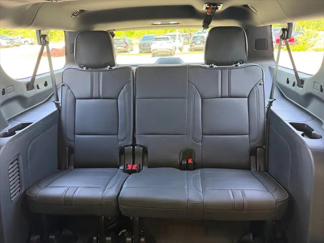 2026 Chevrolet Suburban RST, 4WD