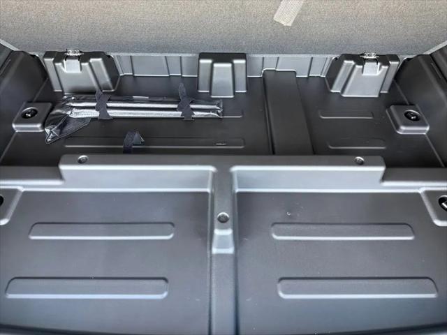 2026 Chevrolet Suburban RST, 4WD