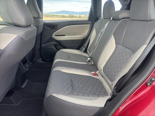 2025 Subaru Forester Base