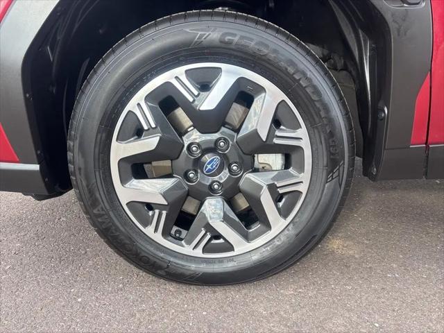 2025 Subaru Forester Base