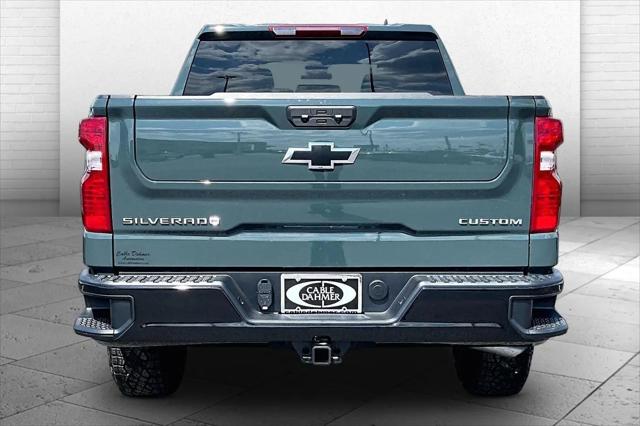 2026 Chevrolet Silverado 1500 4WD Crew Cab Short Bed Custom Trail Boss