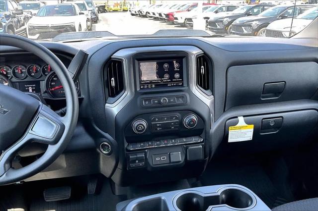 2026 Chevrolet Silverado 1500 4WD Crew Cab Short Bed Custom Trail Boss