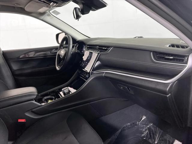 2023 Jeep Grand Cherokee Laredo 4x4
