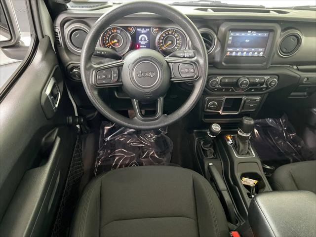 2023 Jeep Gladiator Sport