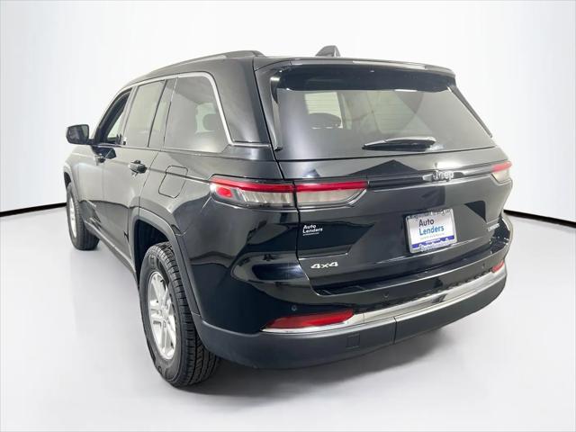 2023 Jeep Grand Cherokee Laredo 4x4