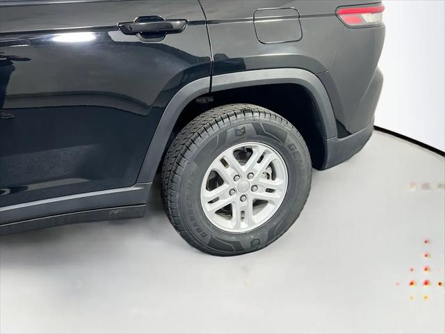 2023 Jeep Grand Cherokee Laredo 4x4