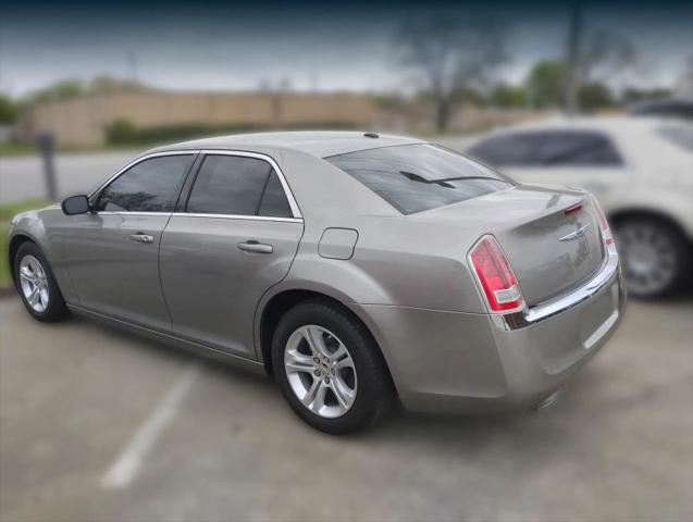 2014 Chrysler 300 300