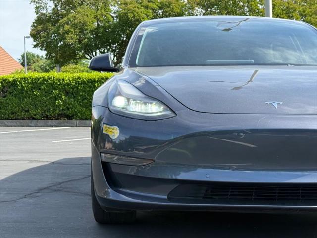 2022 Tesla Model 3 Rear-Wheel Drive